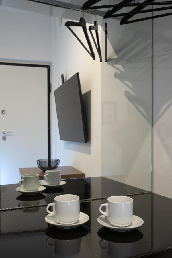 Dema Luxury Suites - Lekka E3 Atene Esterno foto